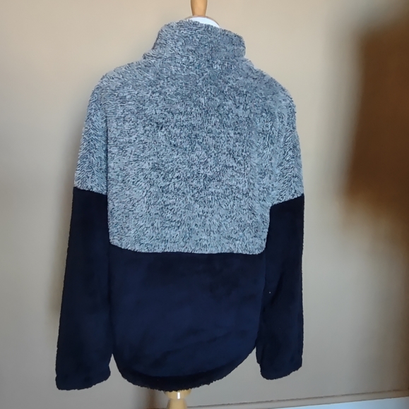 Blue Cozy Sweatshirt - Picture 2 of 12